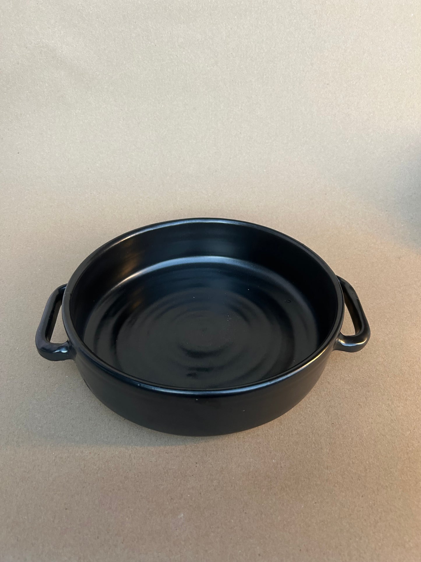Black Dinner Set